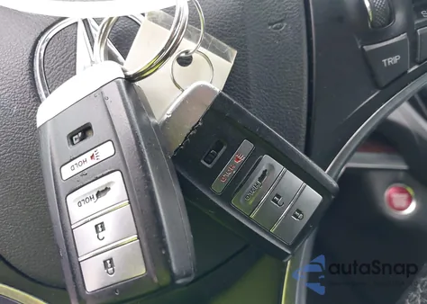 2015 Acura Mdx Technology Package z USA, uszkodzony, nr VIN 5FRYD4H48FB011004